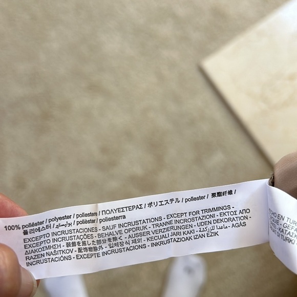 Zara Pleated Sleeveless High Neck Satin Blouse NWT Size XS - Picture 9 of 10